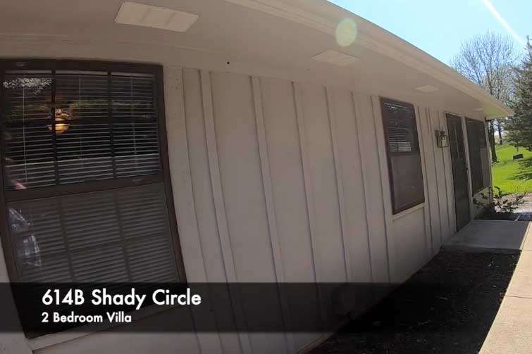 The outside of the 614B Shady Circle 2 bedroom villa
