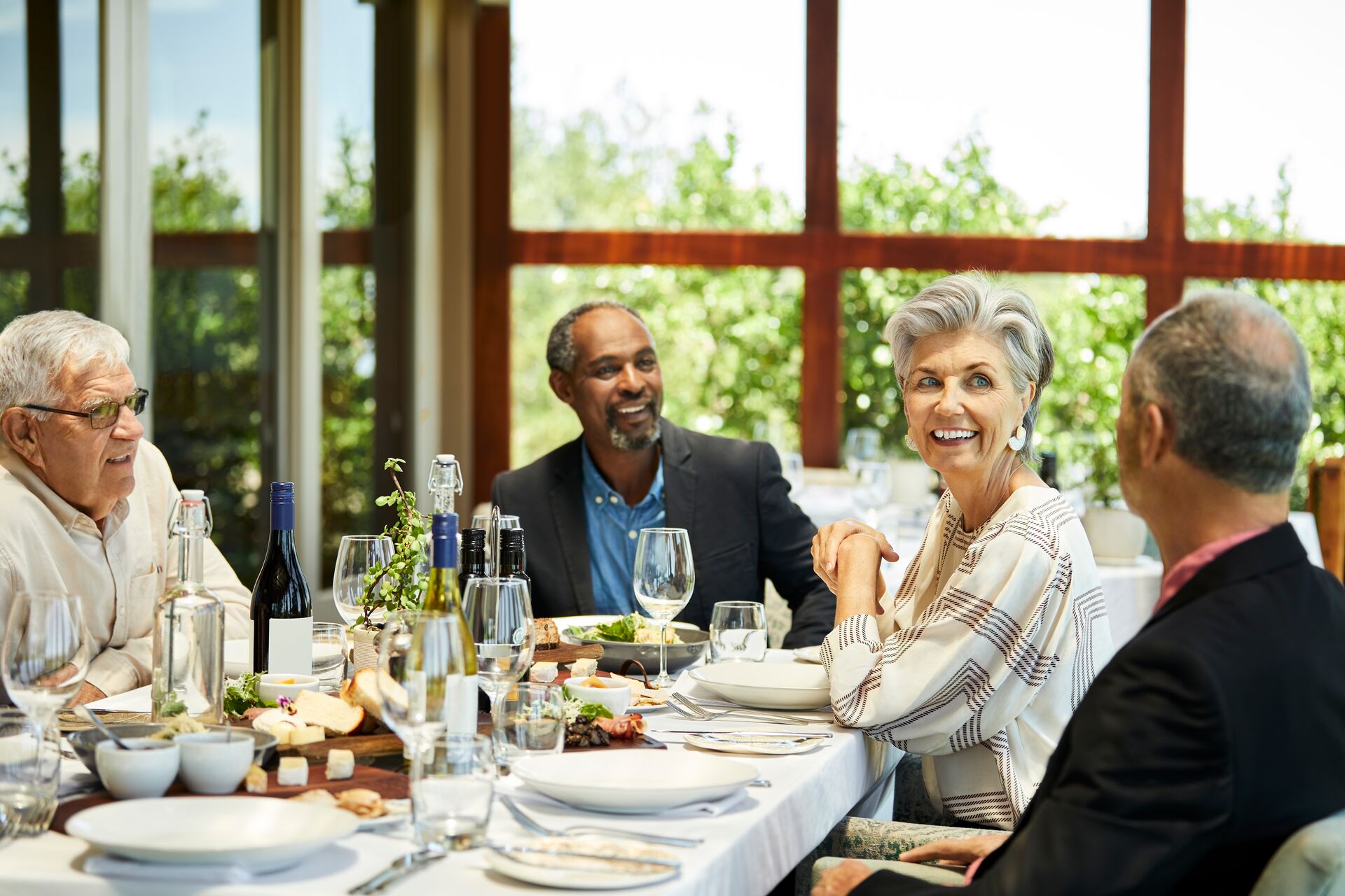 seniors dining