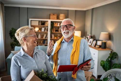 Senior couple downsizing